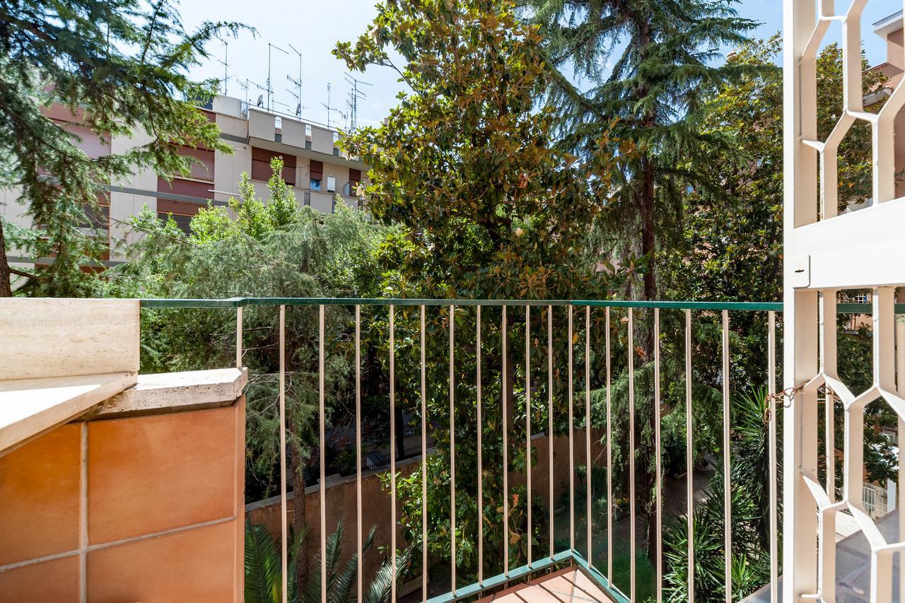 Vatican Stemar Apartment Рим Экстерьер фото